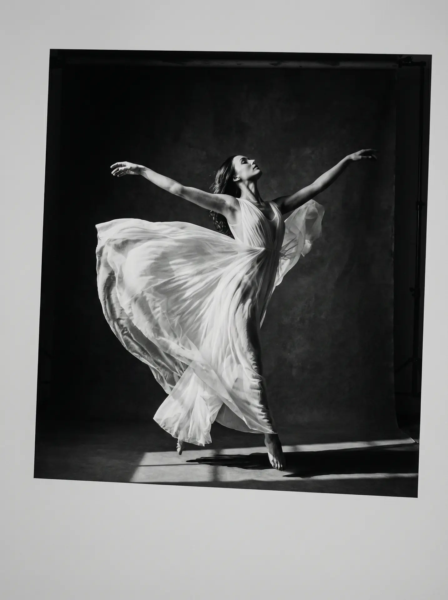 免费观看180分钟高清电视剧 精选 - 黑白舞者艺术人像摄影